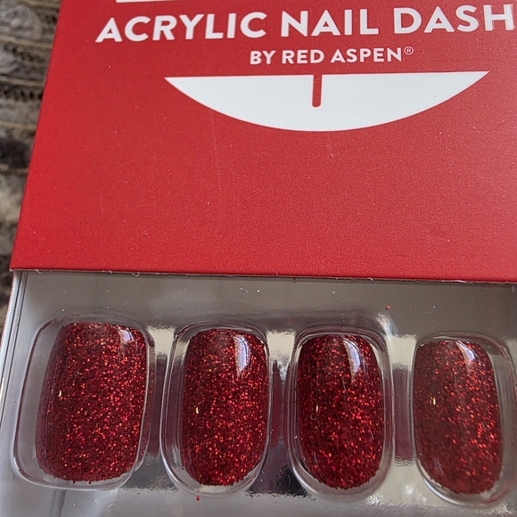 Red Aspen Acrylic Nail Dashes - Glitter Red - Picture 2 of 2